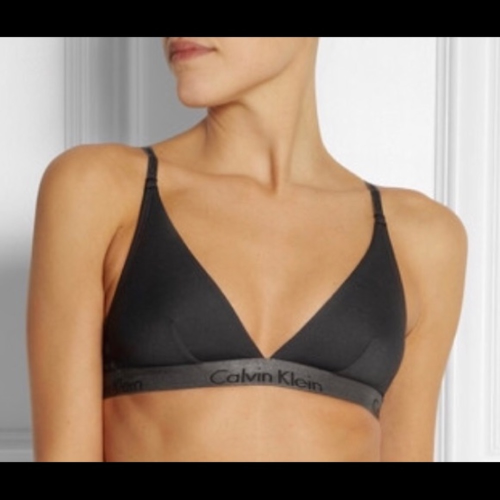 Calvin Klein Triangle Bralette Small (34A/32B/30C)